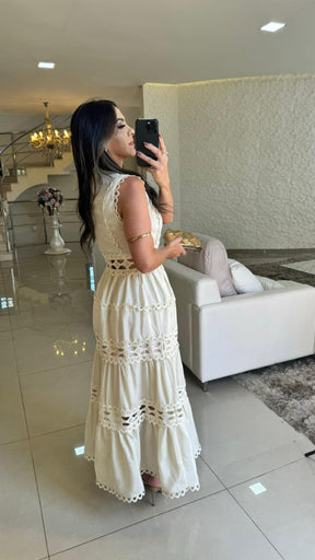 Vestido Ruby – O Toque de Glamour que Faltava no Seu Guarda-Roupa