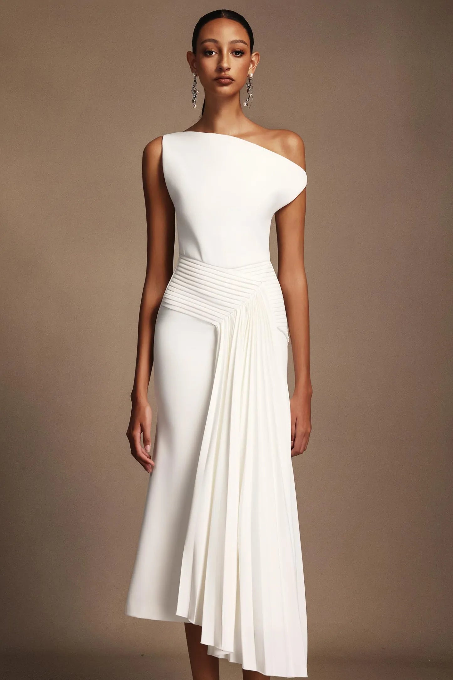 Paulina Oblique Shoulder Sleeveless Folds Midi Dress