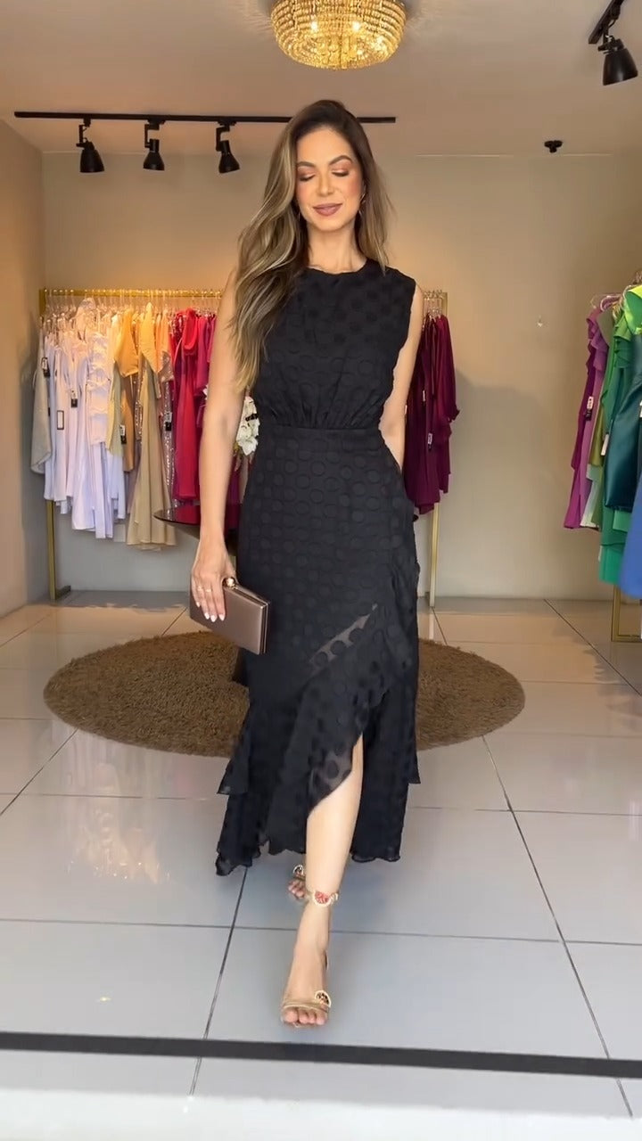 Vestido Noite Encantada – Elegância e Sofisticação para Ocasiões Inesquecíveis
