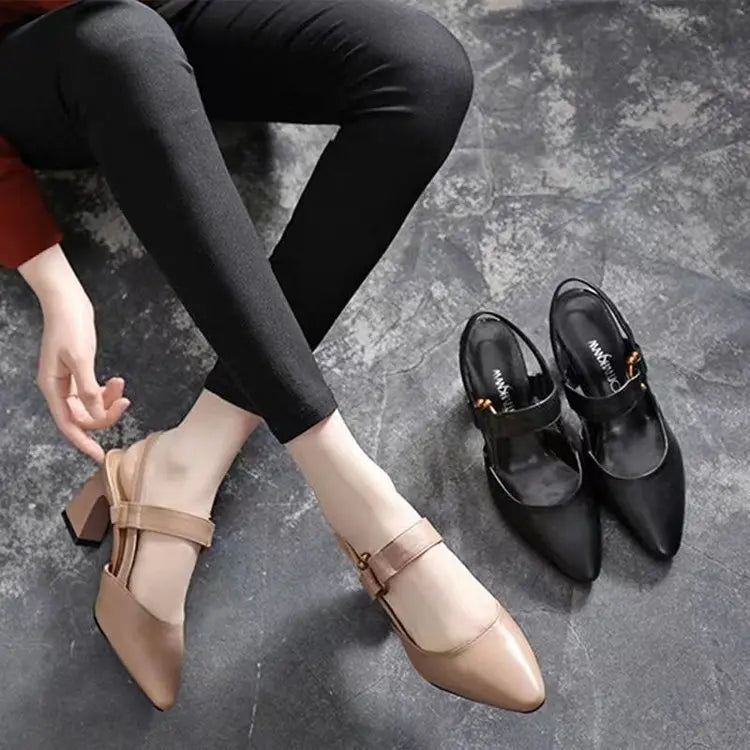 Scarpin de Couro Mallah - Salto Bloco Confortável (Promoção Queima de Inverno)